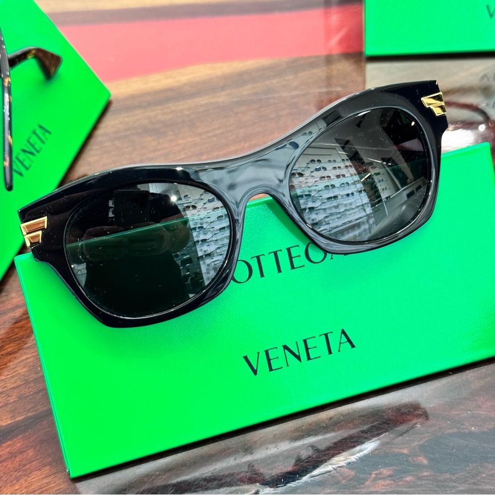 Bottega Veneta Sunglasses